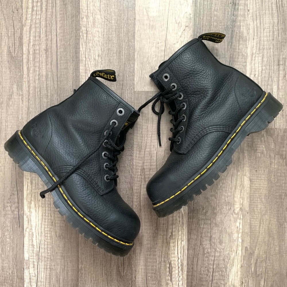 Dr. Martens Icon 7B10 Steel Toe Black Boots - Picture 1 of 10